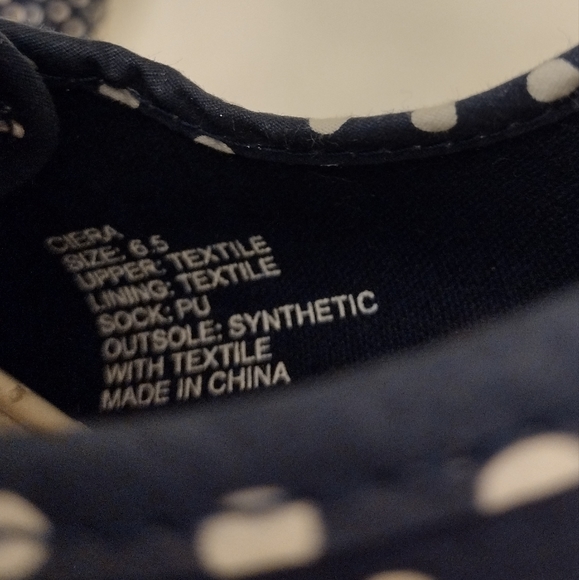 Crown and Ivy sneakers sz 6.5 NWOB - Picture 5 of 7